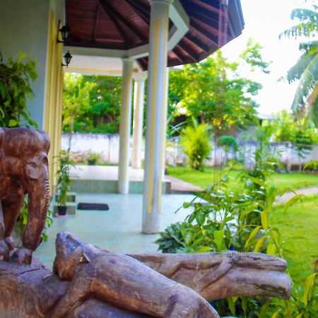 Three Shades Bed and Breakfast Galle Εξωτερικό φωτογραφία