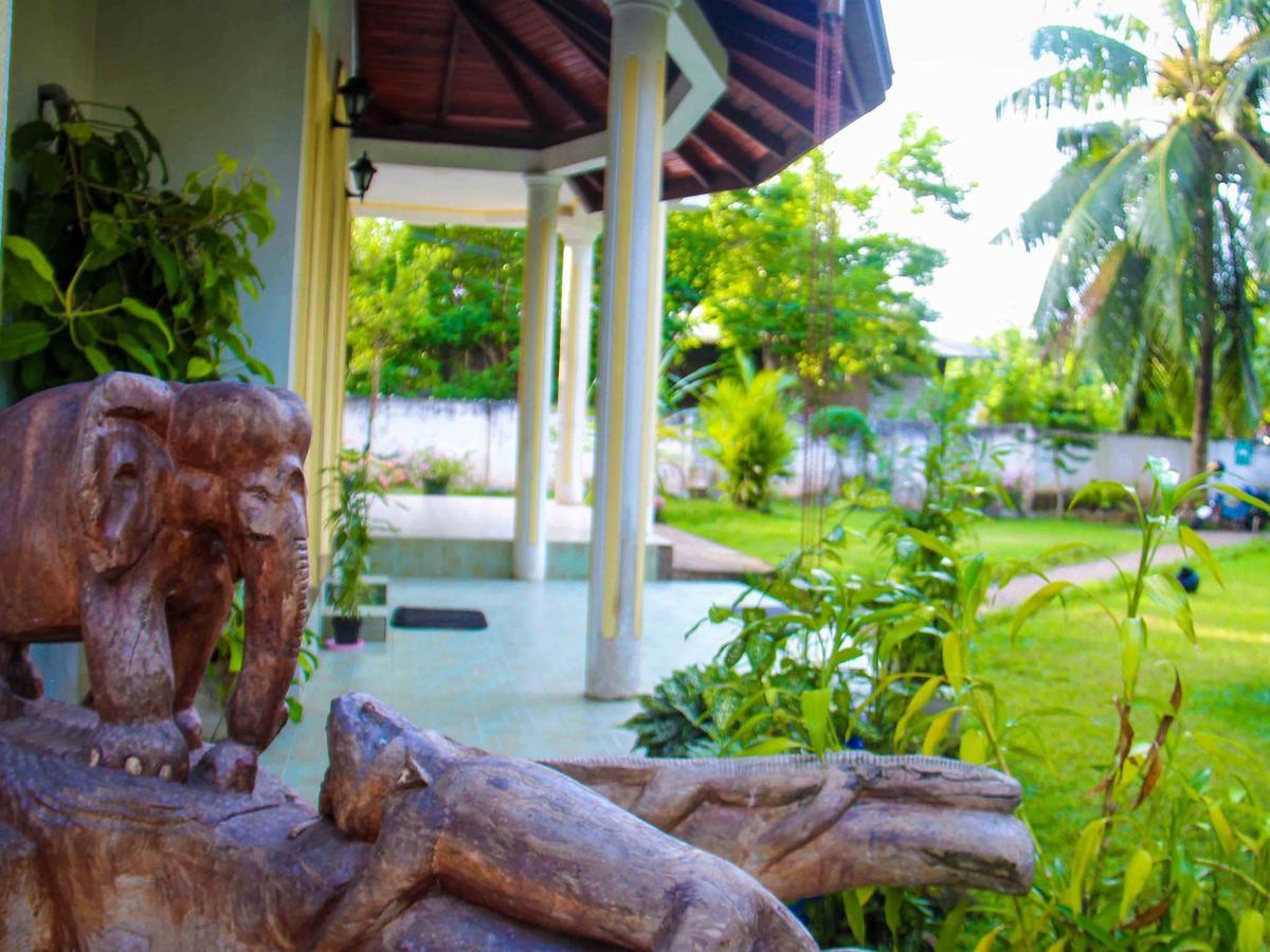 Three Shades Bed and Breakfast Galle Εξωτερικό φωτογραφία